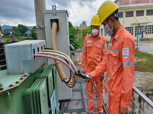 Tổng Công ty Điện lực miền Bắc nỗ lực hoàn thành chỉ tiêu kinh doanh bán điện (24/08/2022)